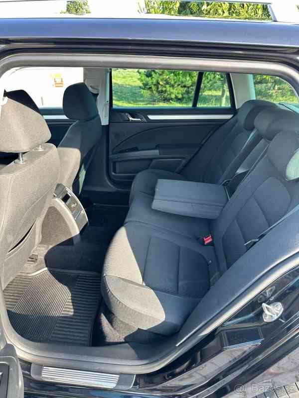 Škoda Superb 2,0   II Facelift TDI 103 kW Eleg. - foto 18