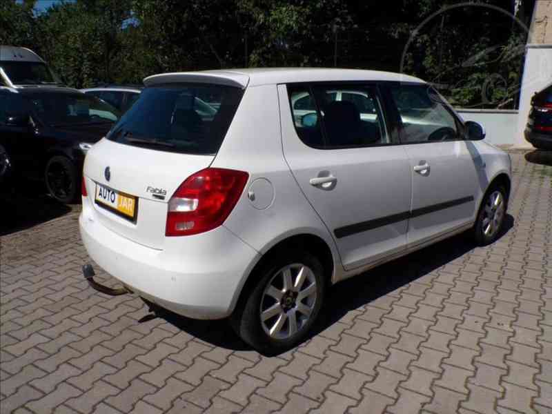 Škoda Fabia 1,4 16V ELEGANCE - foto 3