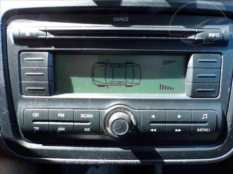 Škoda Fabia 1,4 16V ELEGANCE - foto 19