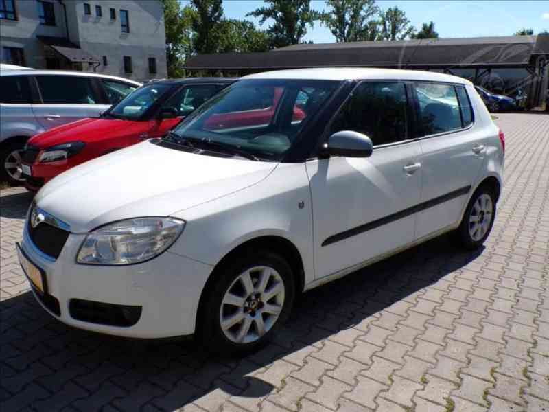 Škoda Fabia 1,4 16V ELEGANCE - foto 2