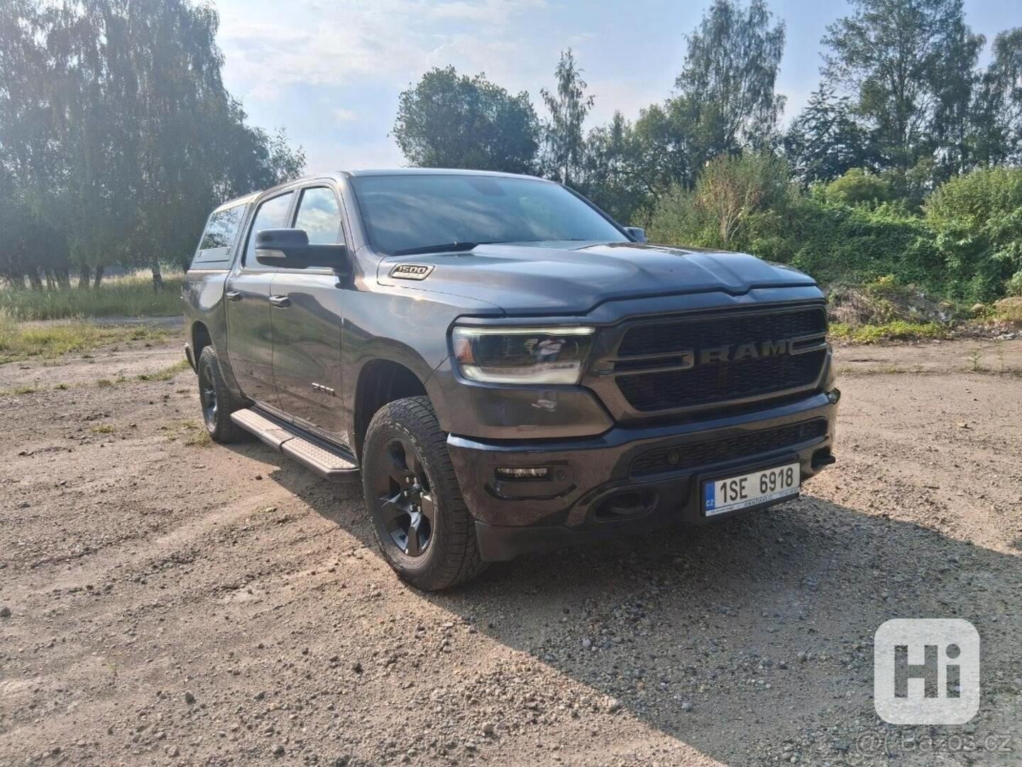 Dodge RAM 1500 5,7   1500 Big Horn BackCountry - foto 1
