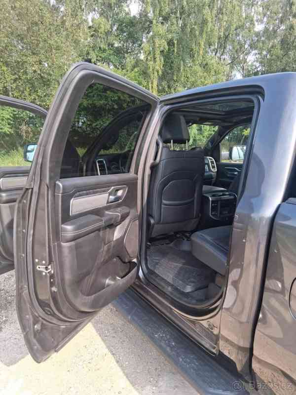 Dodge RAM 1500 5,7   1500 Big Horn BackCountry - foto 9