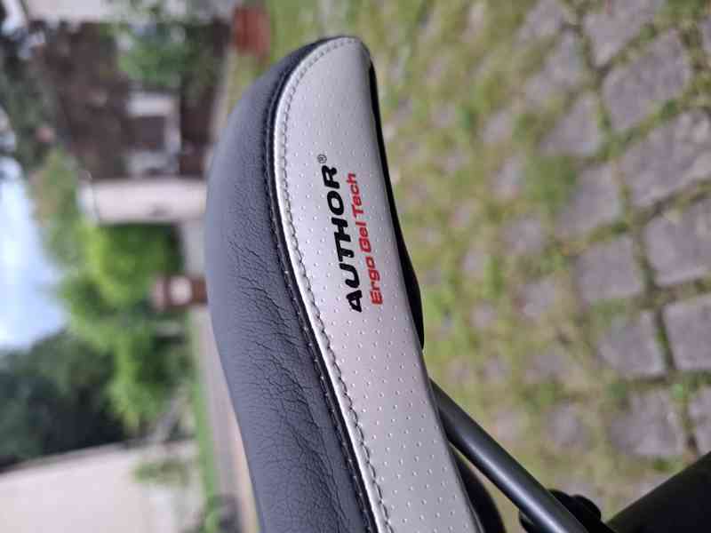 Korosové kolo Trek dual sport3 - foto 4