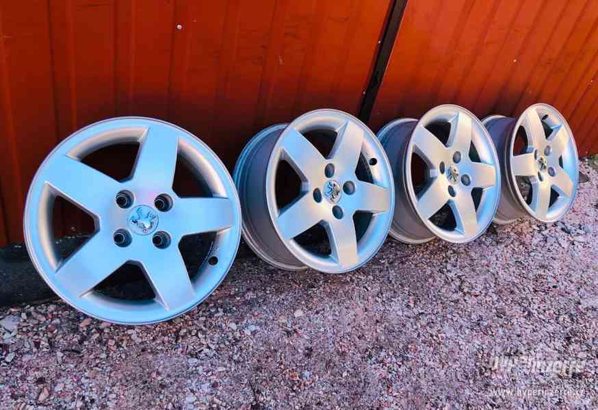4x108 R15 originál alu sada Peugeot 207 - 208