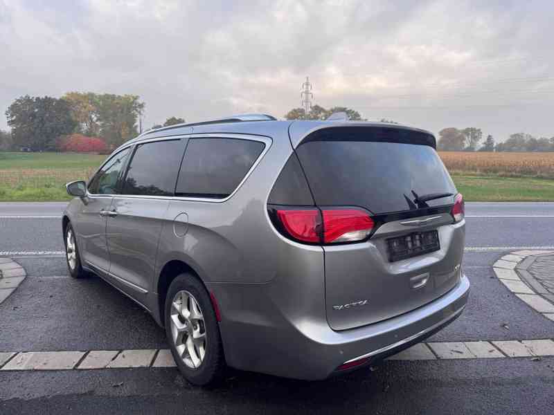 Chrysler Pacifica 3,6 RU Panorama Limited 2020 - foto 3