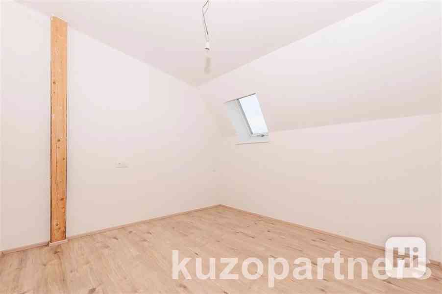 Prodej prostorného bytu 3+kk s balkónem v Hunčicích - foto 8