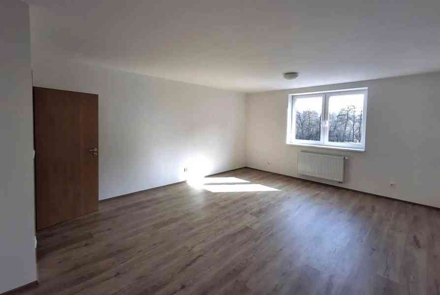 Pronájem bytu 1+kk 36 m² - foto 3