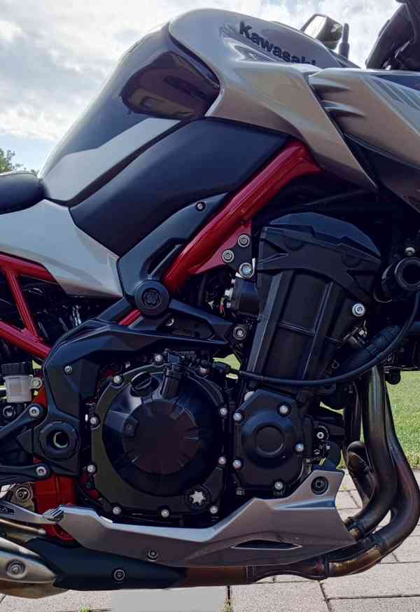 KAWASAKI Z900 - foto 5