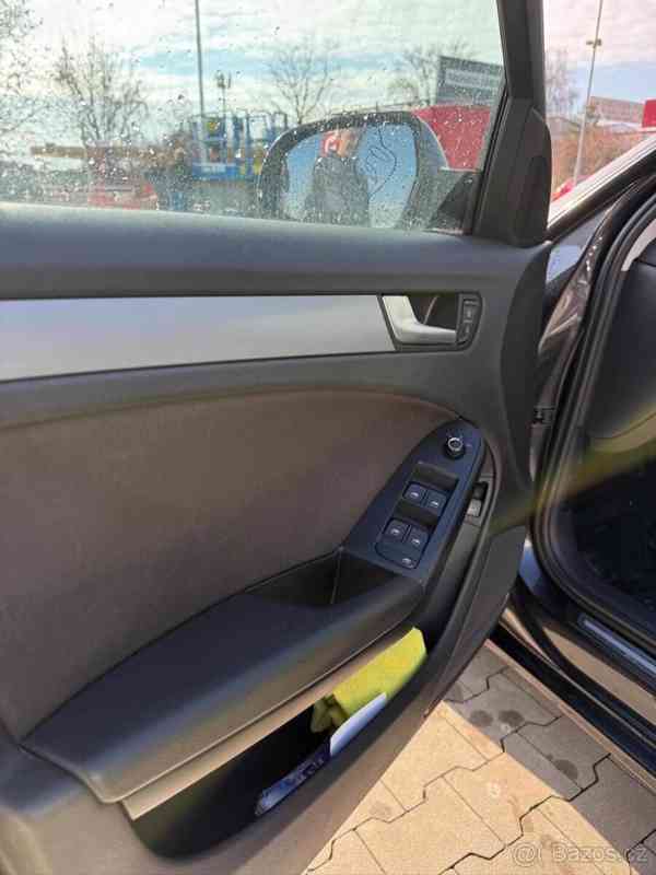 Audi A4 2,0   B8 2010 rok - foto 18