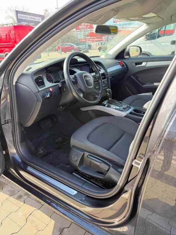 Audi A4 2,0   B8 2010 rok - foto 17