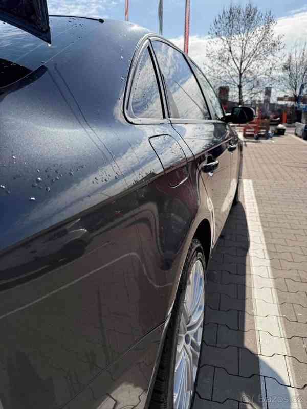 Audi A4 2,0   B8 2010 rok - foto 12