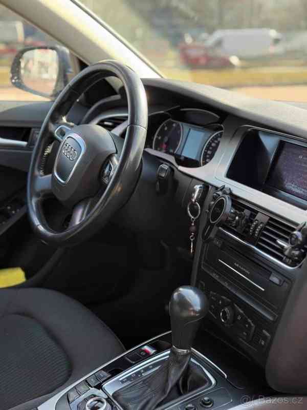 Audi A4 2,0   B8 2010 rok - foto 14