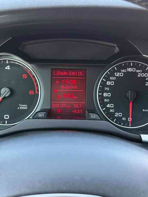 Audi A4 2,0   B8 2010 rok - foto 3