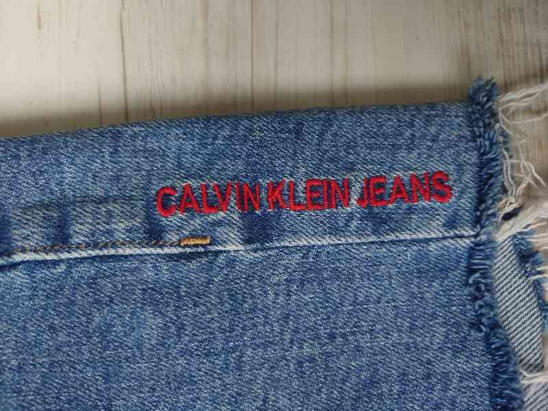 Nové kraťasy Calvin Klein  - foto 2