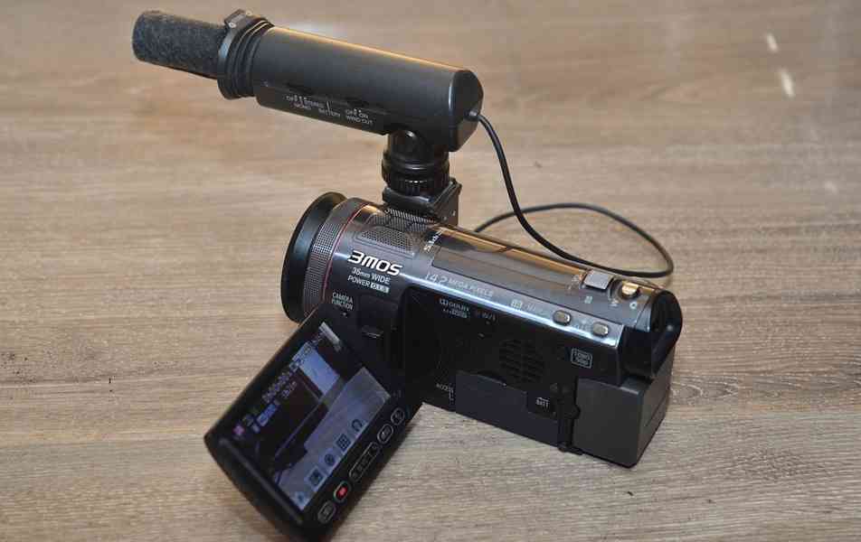  Panasonic HDC-TM700 **Full HDV*32GB paměti*OIS*iA - foto 4