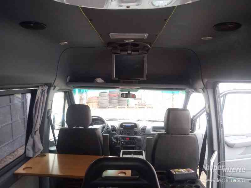 Prodám MB Sprinter 311 cdi luxusní dálkový bus 9 osob. - foto 14