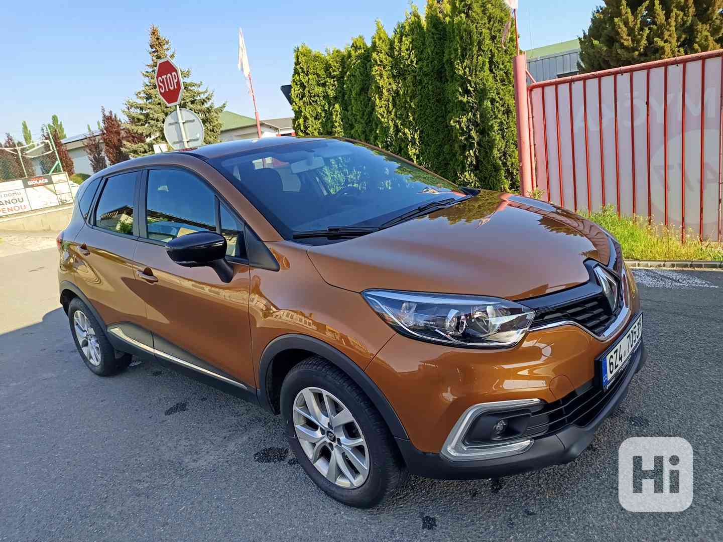 Renault Captur 1,3 Limited TCe 130 GPF, 1. majitel - foto 1