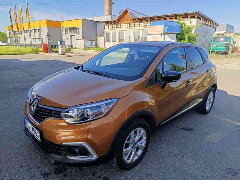 Renault Captur 1,3 Limited TCe 130 GPF, 1. majitel - foto 3