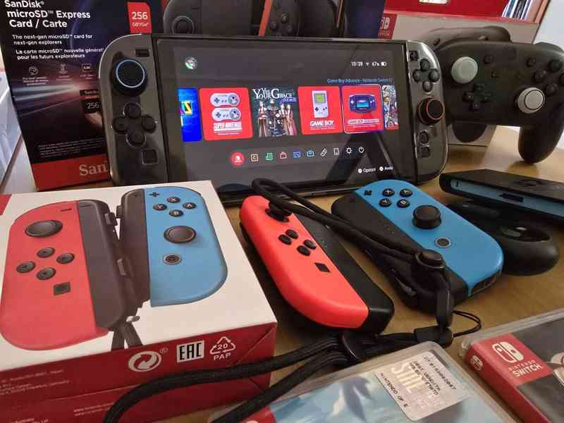 Nintendo Switch 2 - 256GB SD karta - Pouzdro - Pro Controlle - foto 9