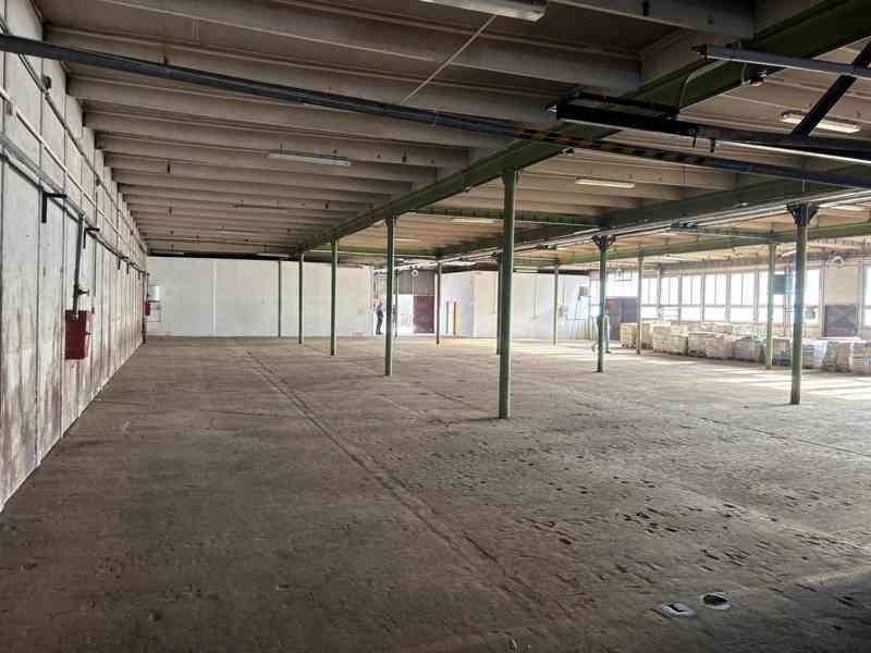 Halové prostory 1000m2 (Hrádek nad Nisou, ul. Oldřichovská) - foto 3