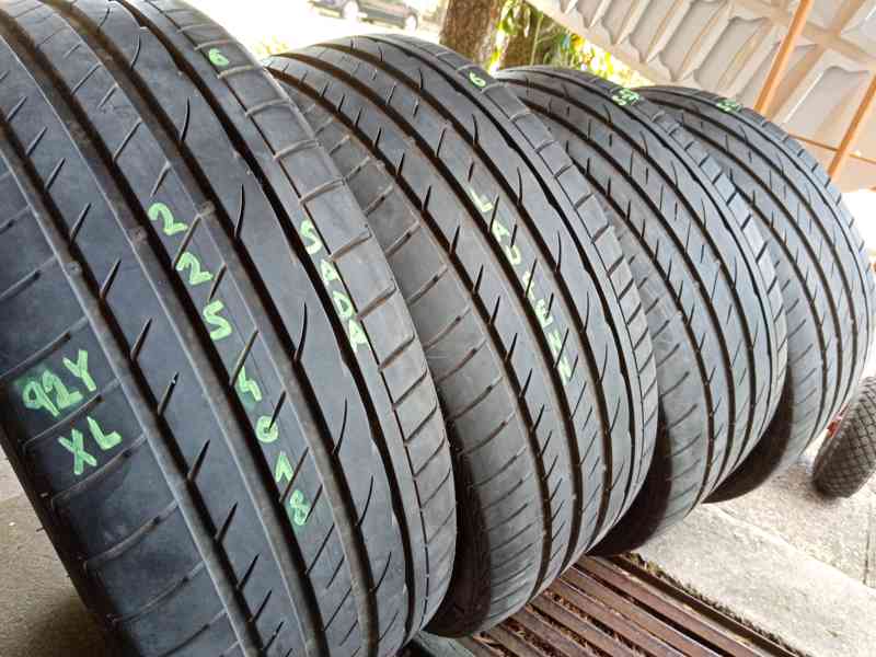 Letní pneu 4kusy 225/40/18 vzorek 80% LAUFENN - dobírka - foto 2
