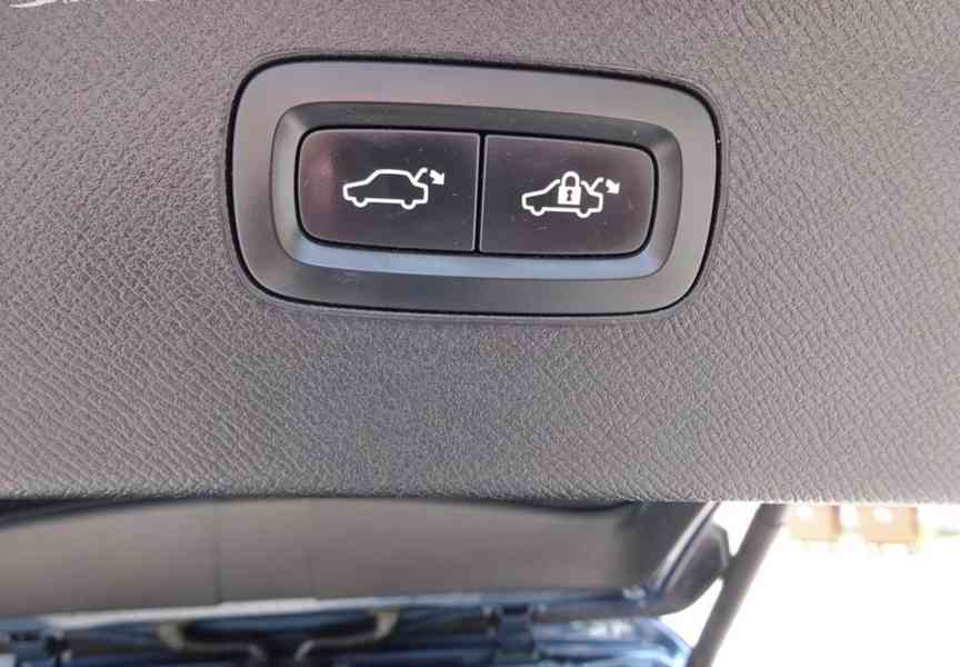 Volvo XC90, 2.0 D5 r.v.-2018 (173kw) SERVISKA - foto 18
