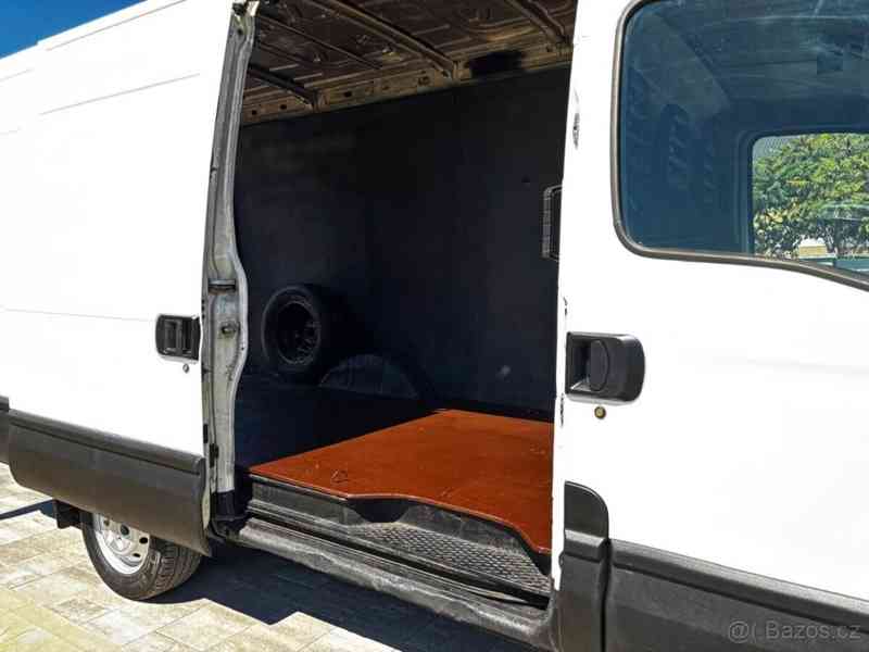 Iveco Daily 2,3   L3H2 Originál Bez DPF - foto 8