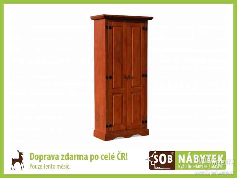 Šatní skříň z borovice, dřevěná šatní skříň masiv - foto 1