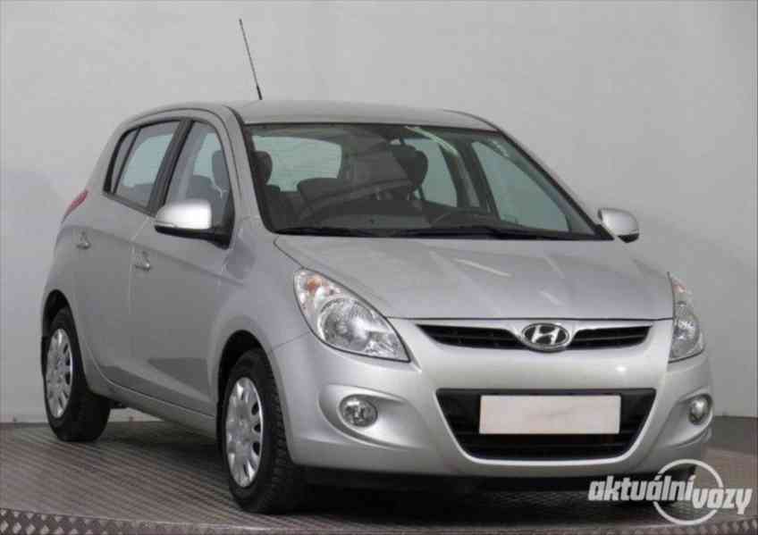 Hyundai i20 - foto 1