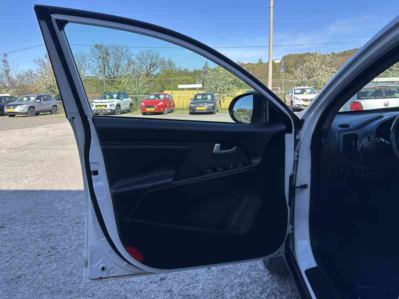 Kia Sportage 1.7 CRDi Tempomat/1MAJ/Pěkná - foto 12