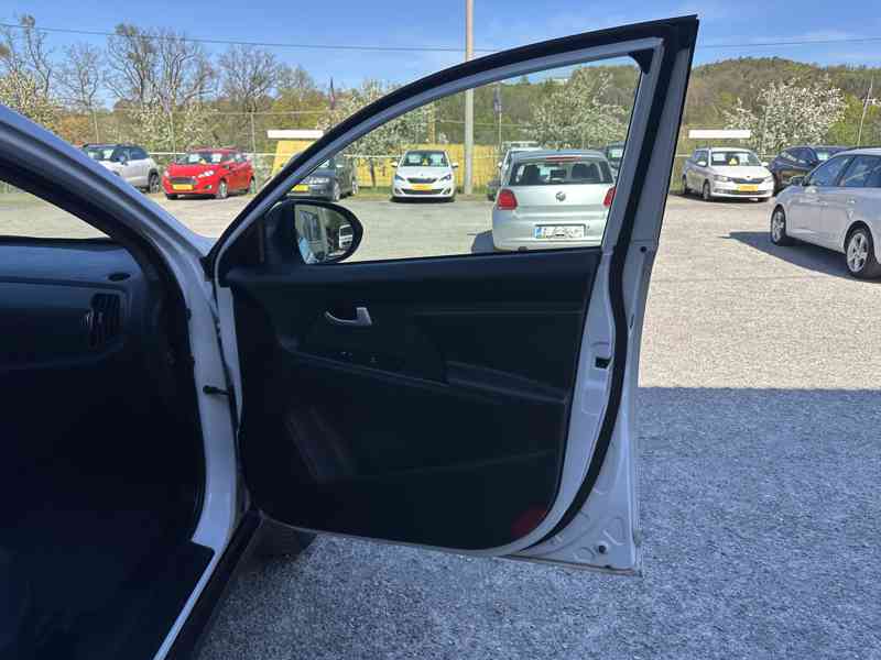 Kia Sportage 1.7 CRDi Tempomat/1MAJ/Pěkná - foto 23