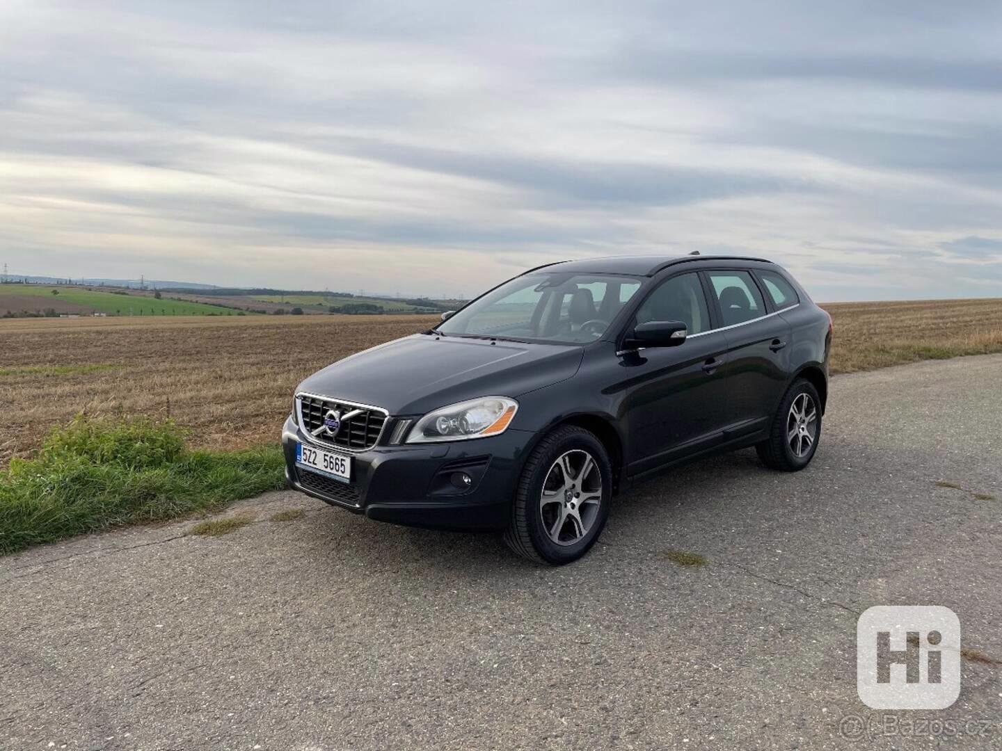 Volvo XC60 2.4 AWD	 - foto 1