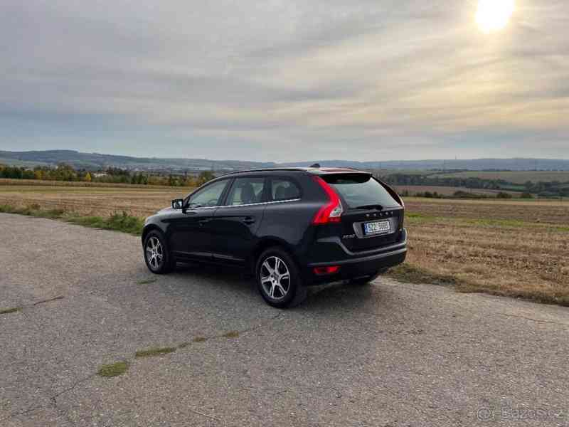 Volvo XC60 2.4 AWD	 - foto 8