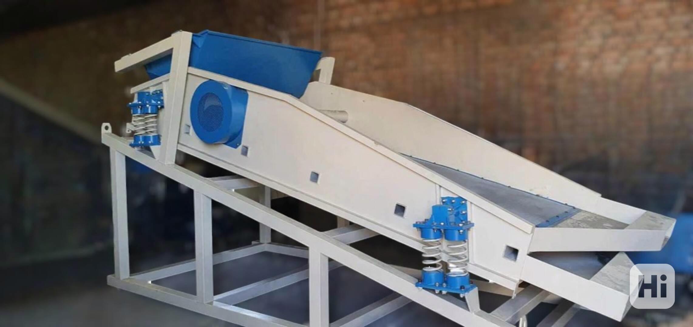 Vibrační šikmý třídič GV-1000 pro průmyslové třídění materiá - foto 1