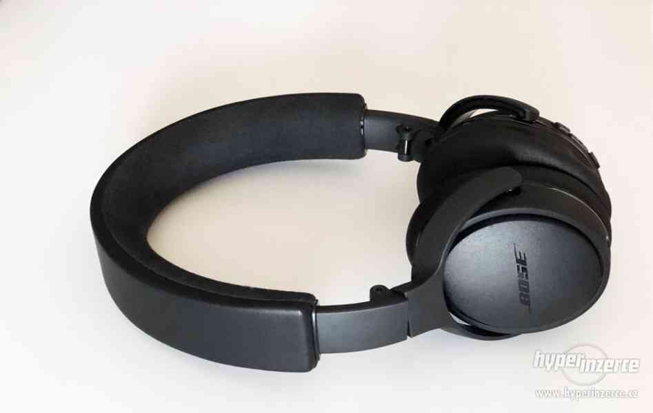 Bose On-ear wireless headphones - černá - foto 2