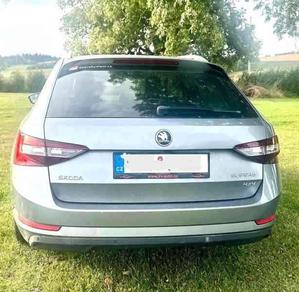 Škoda Superb 2,0   nová STK, 4x4 TDi 140kW L&K - foto 20