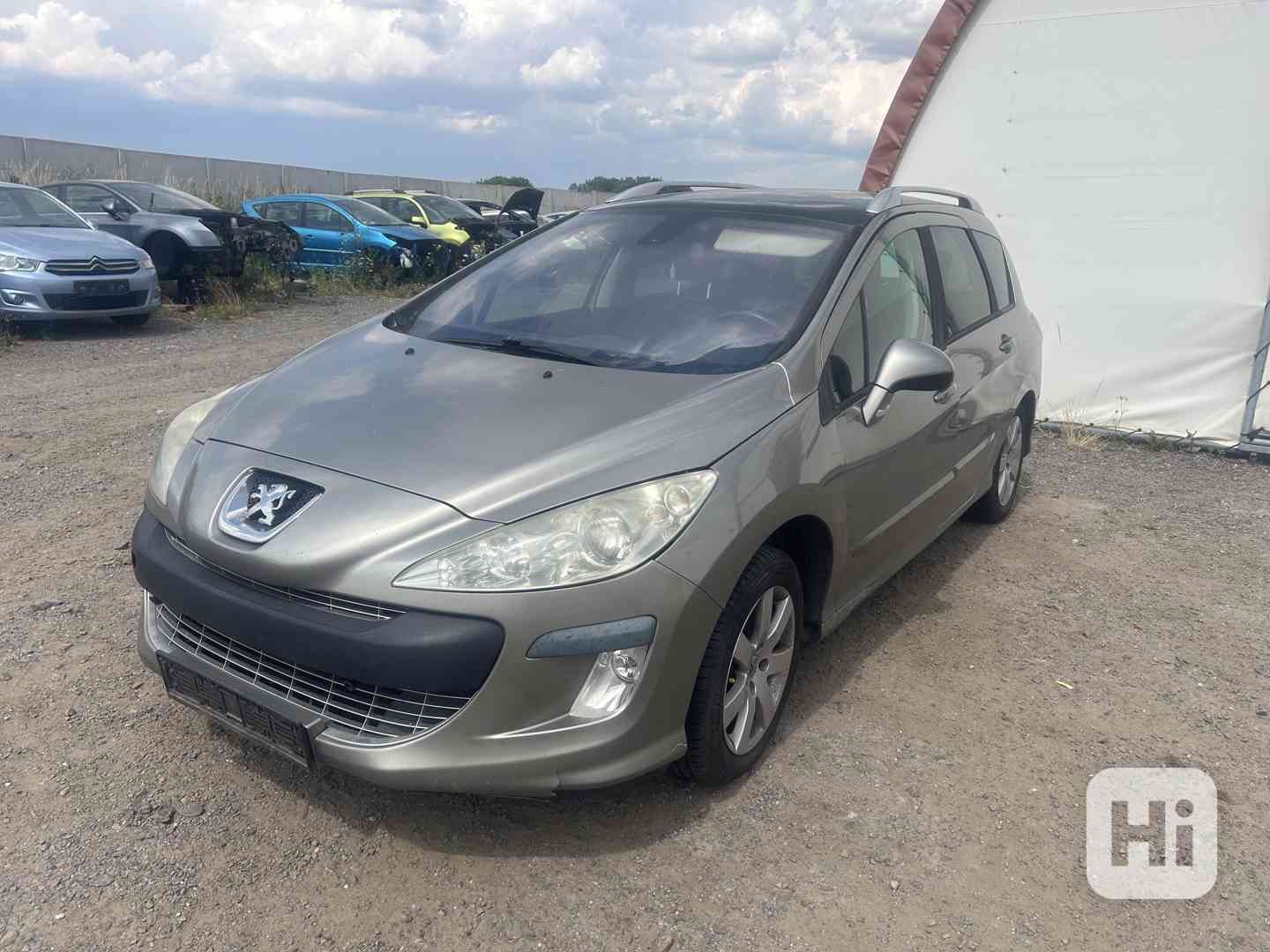 Peugeot 308SW 1,6HDI 82KW 9HR prodám díly z vozu - foto 1