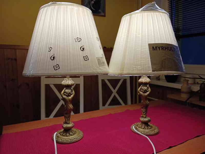 Dvě starožitné mosazné lampy s andělíčky - foto 9