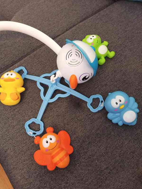 Kolotoč nad postýlku  - foto 2