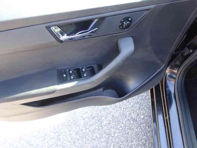 Škoda Fabia 1.2 TSI Combi r.v.2015 (81 kw) 6 Rych. - foto 6