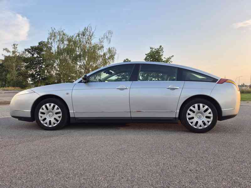 Citroën C6 2,2 HDi 125 kW - foto 3
