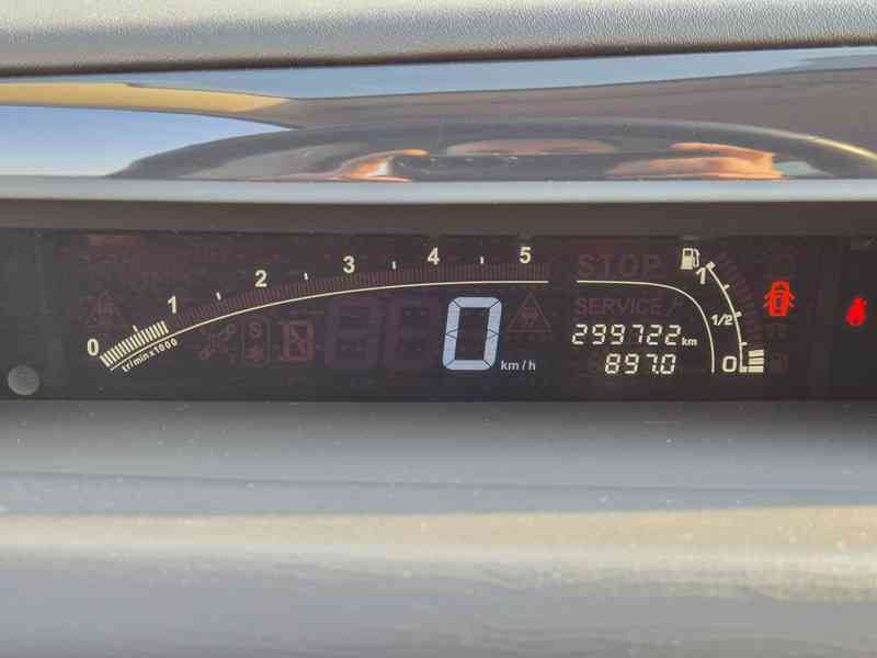 Citroën C6 2,2 HDi 125 kW - foto 10