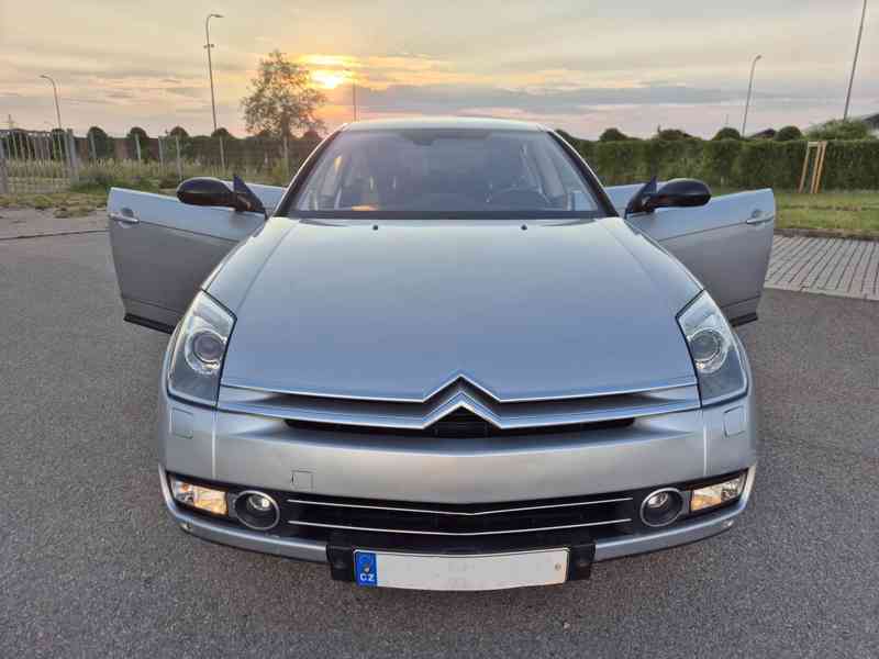 Citroën C6 2,2 HDi 125 kW - foto 6