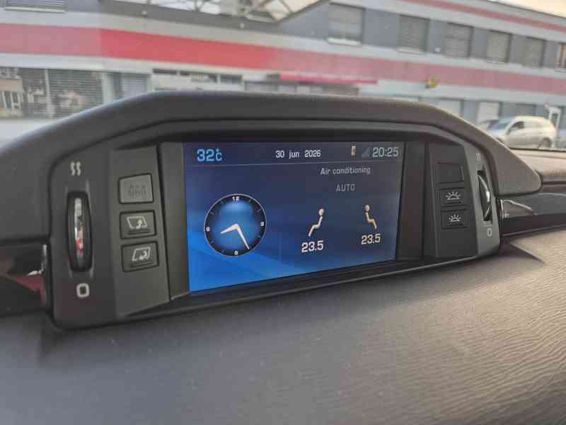Citroën C6 2,2 HDi 125 kW - foto 11