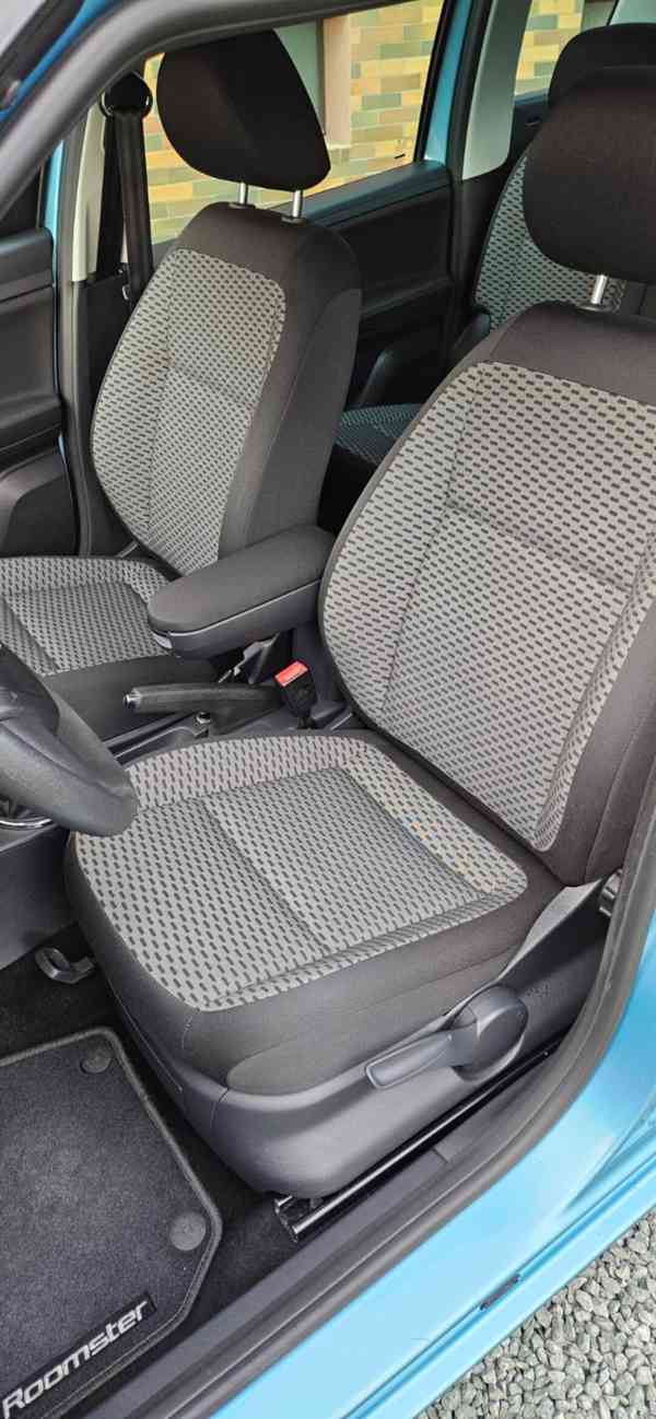 ŠKODA ROOMSTER - foto 8