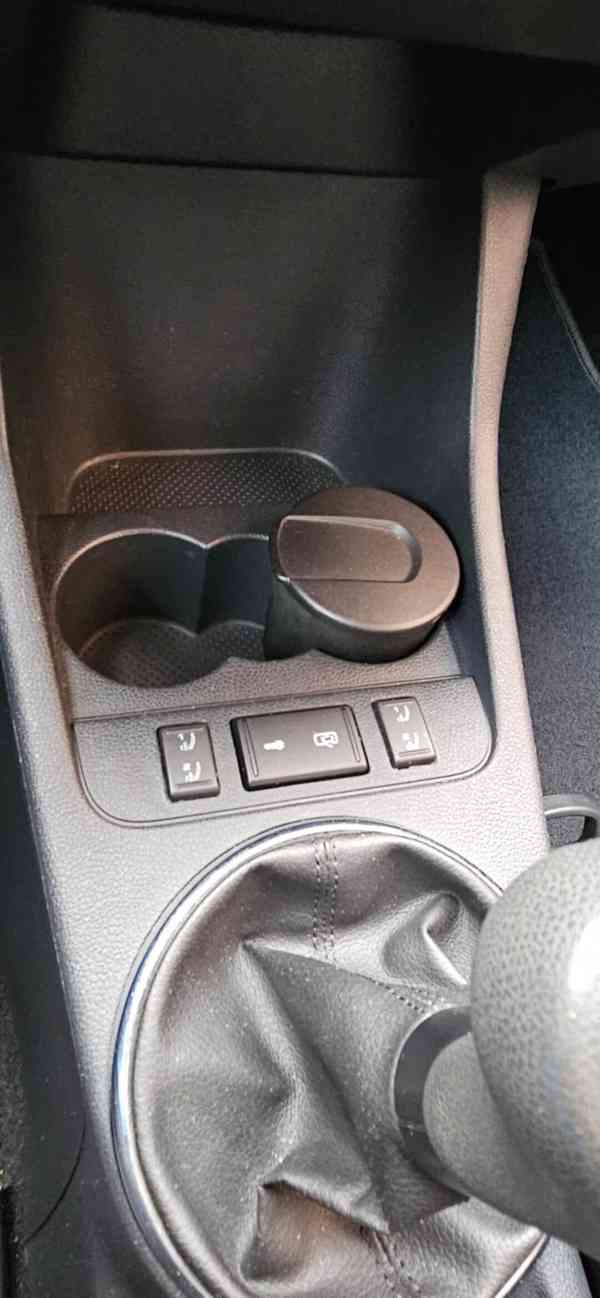 ŠKODA ROOMSTER - foto 14