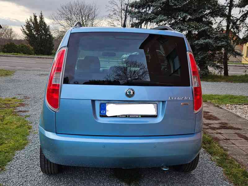 ŠKODA ROOMSTER - foto 4