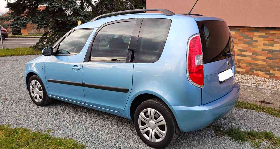 ŠKODA ROOMSTER - foto 3