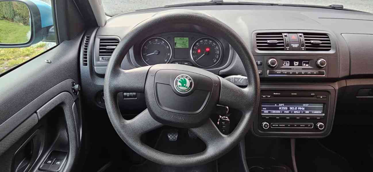 ŠKODA ROOMSTER - foto 12