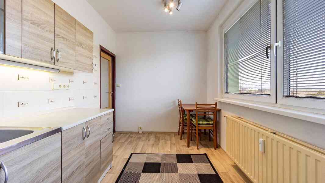 Pronájem bytu 2+1 v České Lípě ulice Mikovcova - foto 3
